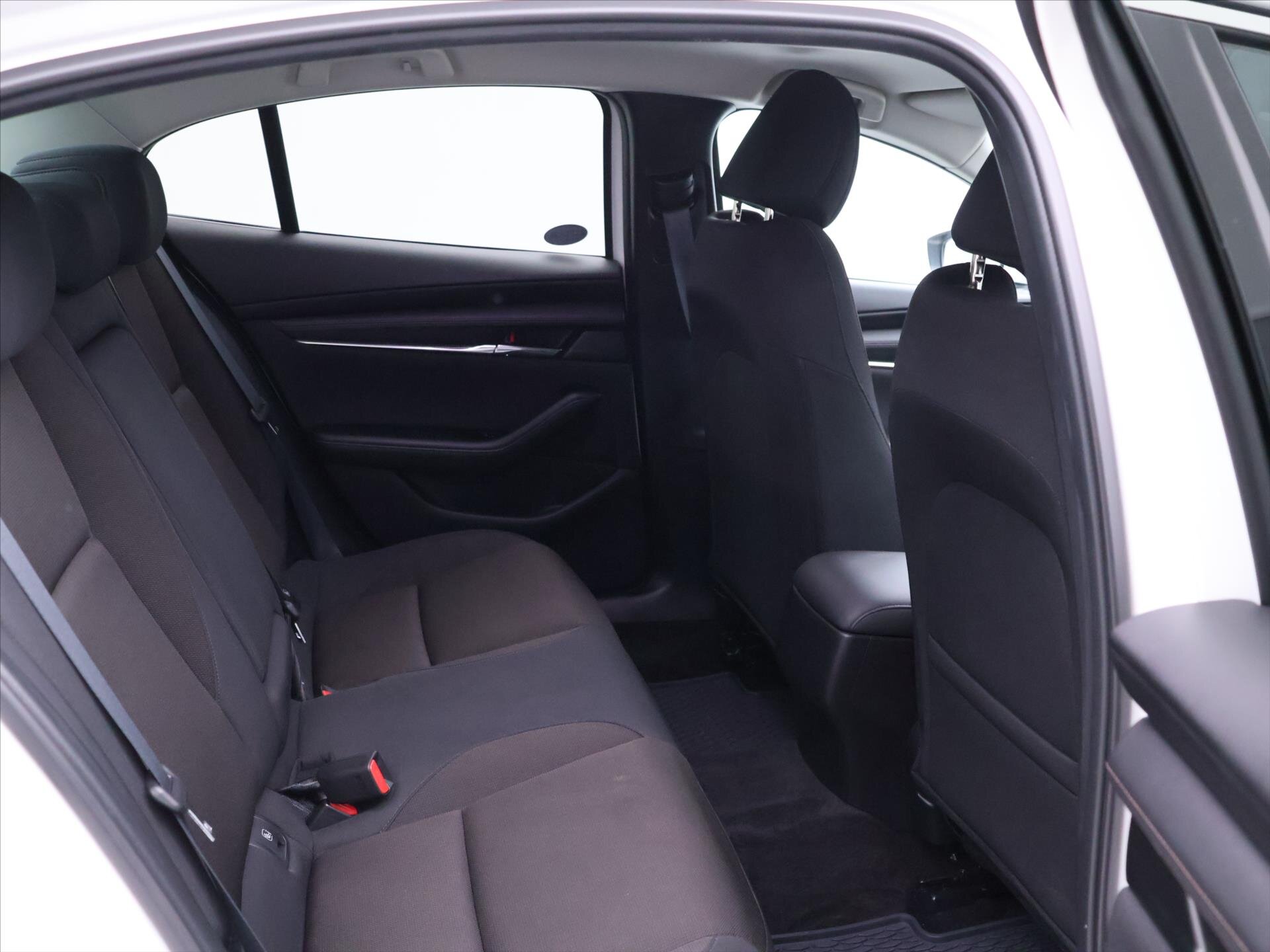 Mazda 3 Sedan 2,0 l 137 kw