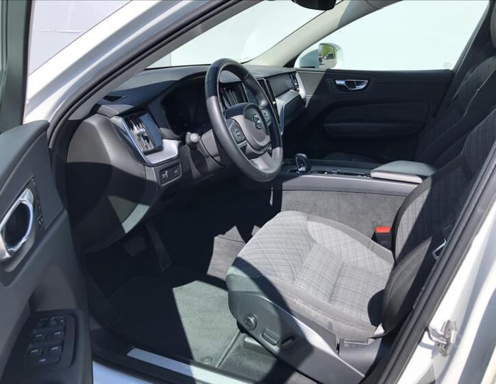 Volvo XC60 6