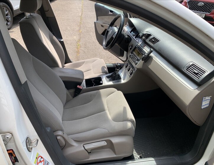 Volkswagen Passat Kombi 2,0 l 125 kw