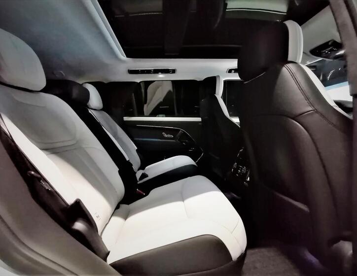 Land Rover Range Rover Sport 27