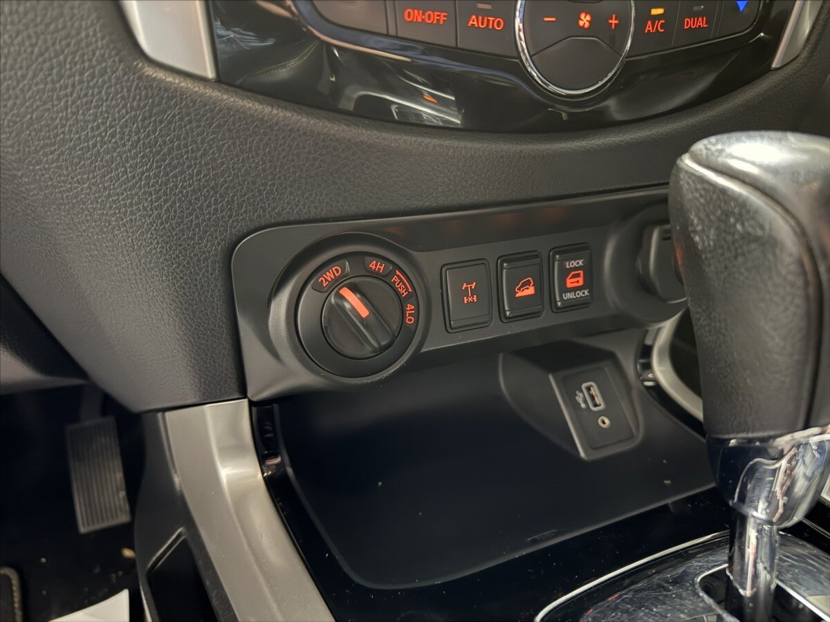 Nissan Navara SUV 2,3 l 140 kw