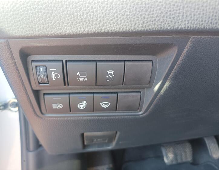 Toyota Yaris Cross 9