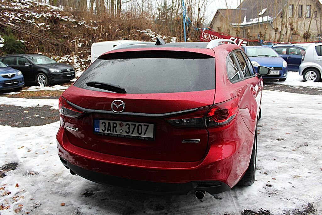 Mazda 6