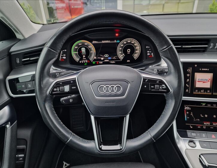 Audi A6 Kombi 2,0 l 220 kw