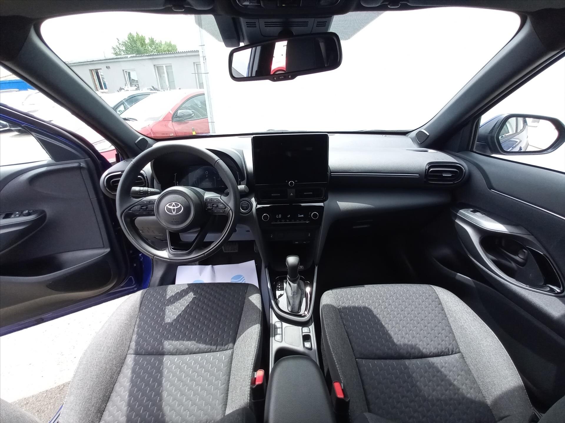 Toyota Yaris Cross CUV 1,5 l 68 kw