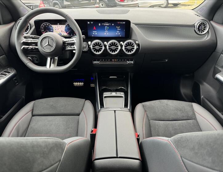 Mercedes-Benz GLA 21