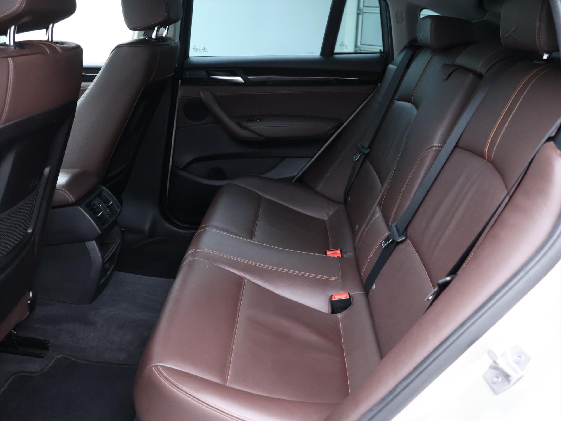 BMW X4 SUV / Terénní 2,0 l 140 kw