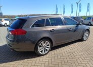 Opel Insignia Kombi 2,0 l 143 kw