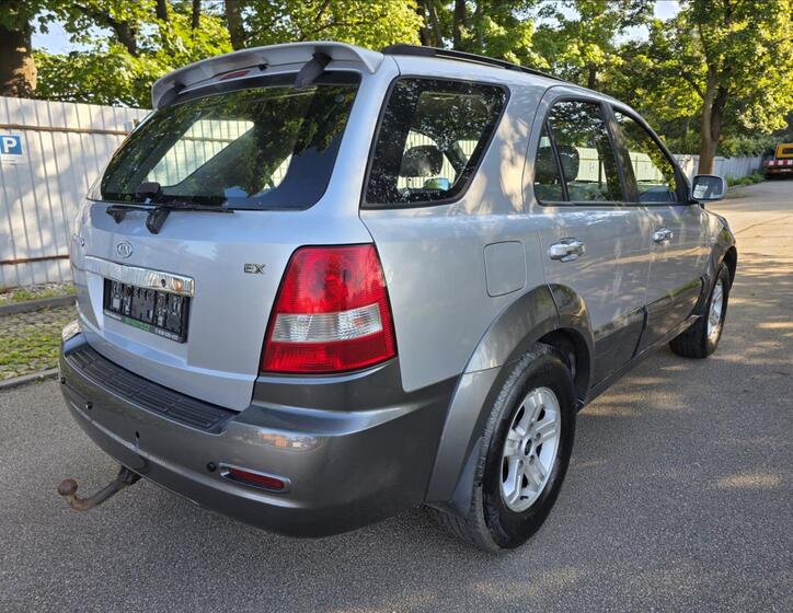 KIA Sorento 6