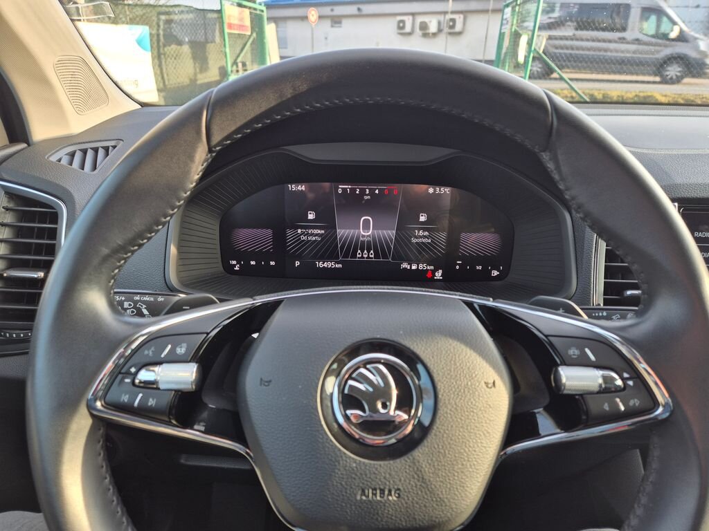 Škoda Karoq SUV 1,5 l 110 kw