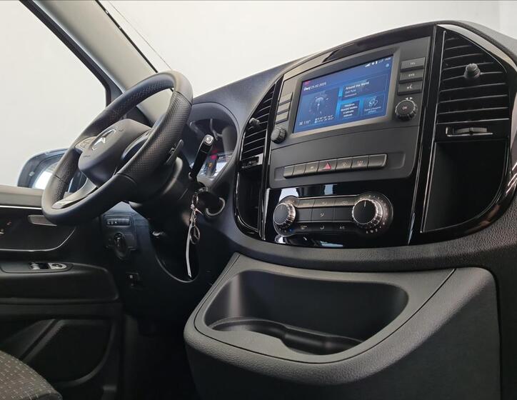 Mercedes-Benz Vito 16
