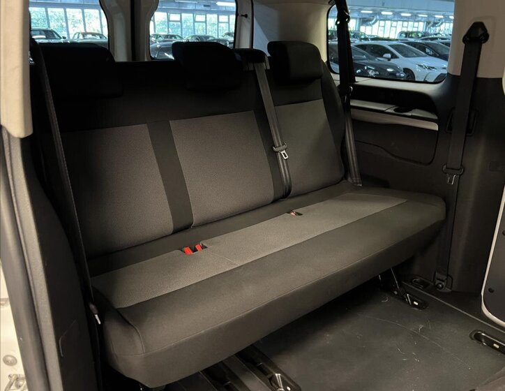 Toyota ProAce Verso 10