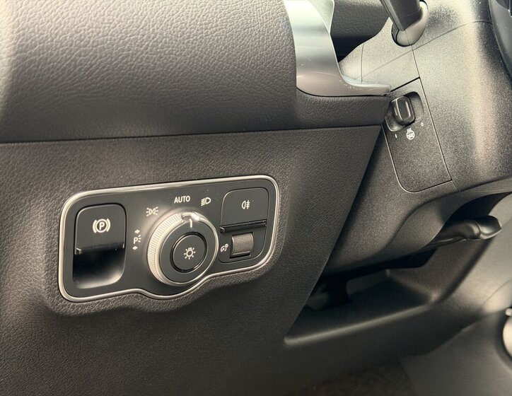 Mercedes-Benz GLB SUV / Terénní 2,0 l 110 kw