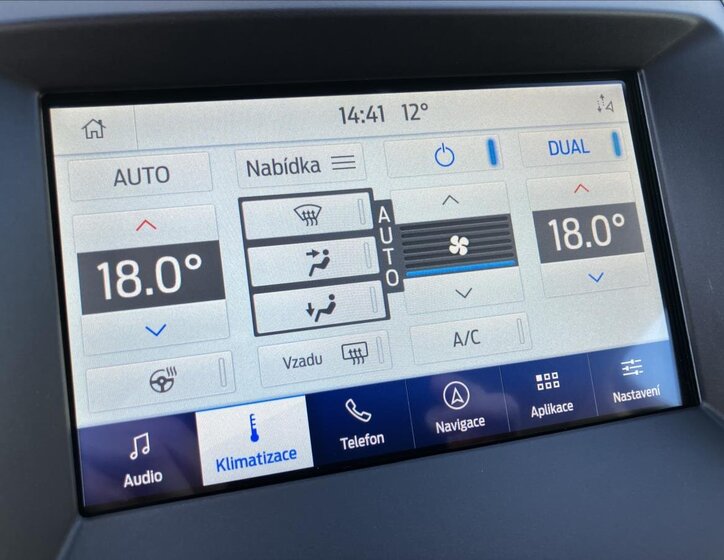 Ford S-MAX MPV 2,0 l 110 kw