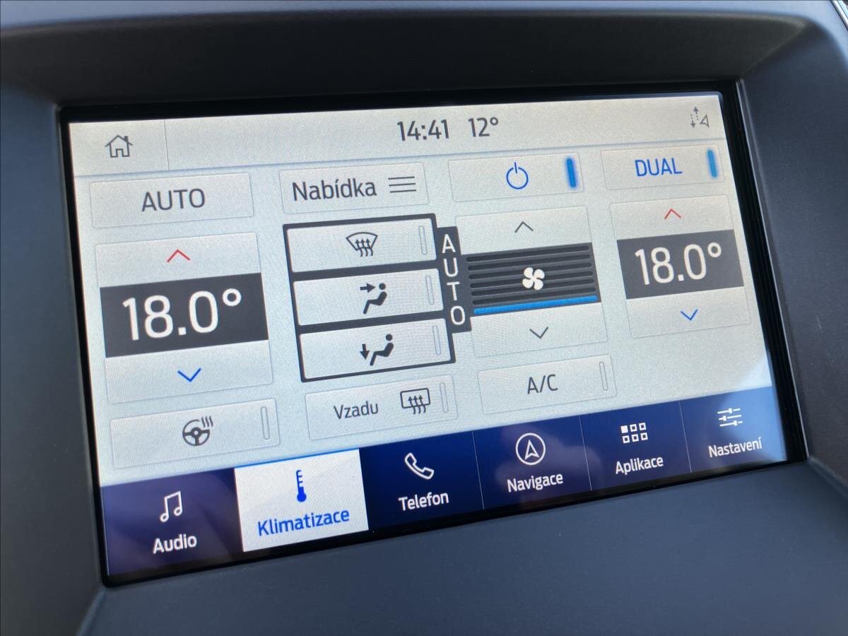 Ford S-MAX MPV 2,0 l 110 kw