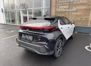 Toyota C-HR 2