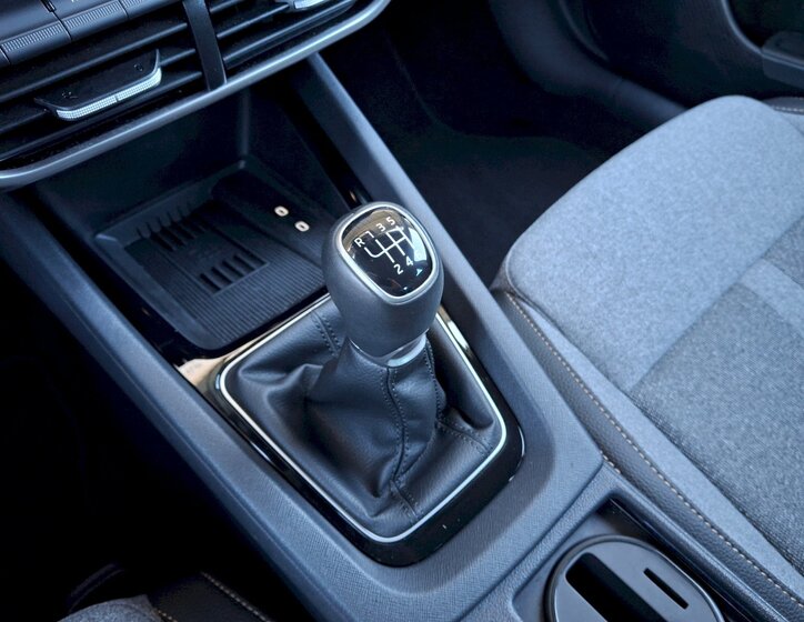 Škoda Octavia Sedan / Limuzína 1,5 l 110 kw