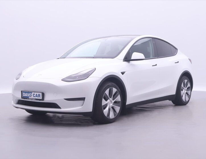 Tesla Model Y 3