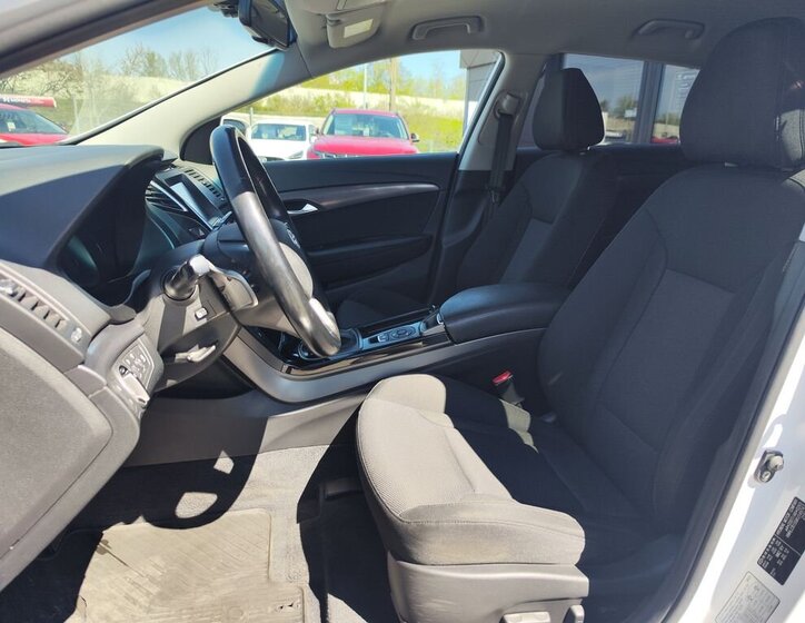 Hyundai i40 Kombi 1,6 l 100 kw