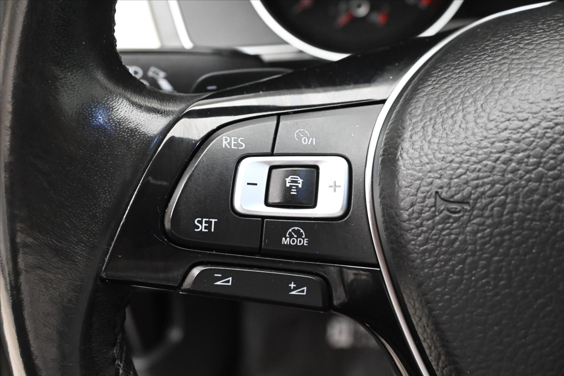 Volkswagen Passat Kombi 2,0 l 140 kw