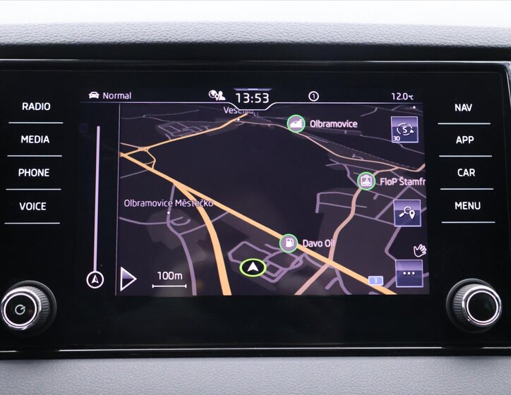 Škoda Karoq SUV / Terénní 2,0 l 110 kw