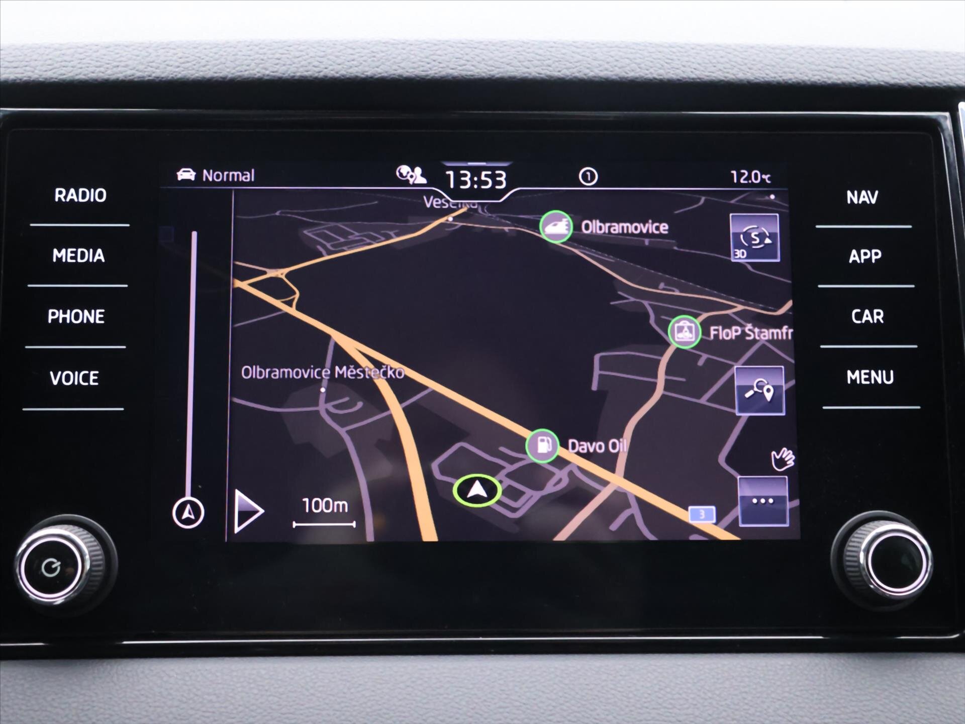 Škoda Karoq SUV / Terénní 2,0 l 110 kw