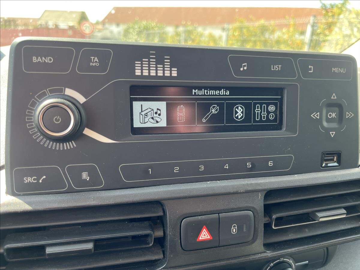 Peugeot Partner Skříň 1,5 l 75 kw