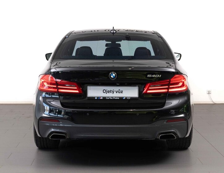 BMW Řada 5 Sedan / Limuzína 3,0 l 250 kw