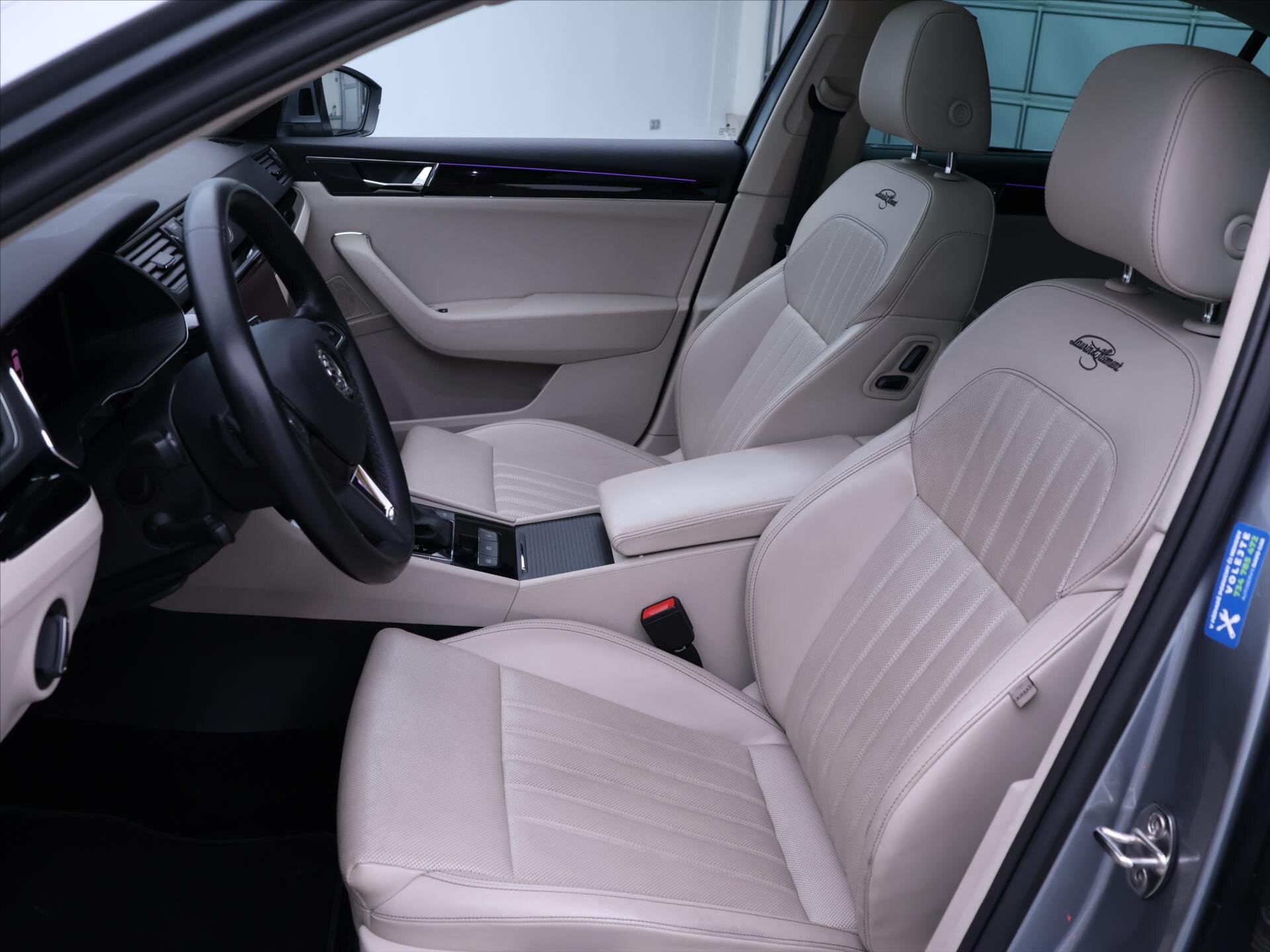 Škoda Superb Liftback 2,0 l 200 kw