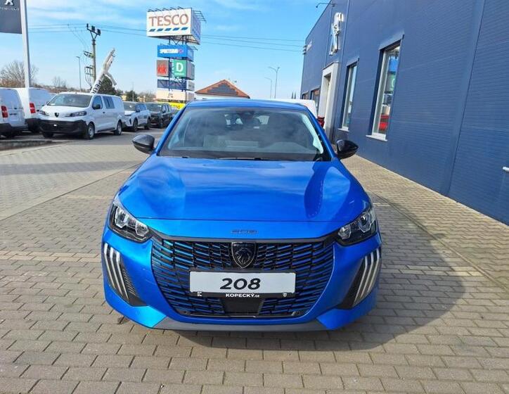 Peugeot 208 8