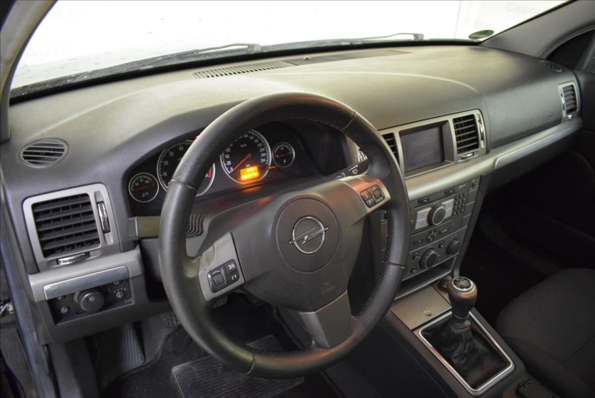 Opel Vectra Liftback 1,8 l 103 kw