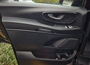 Mercedes-Benz Vito 9