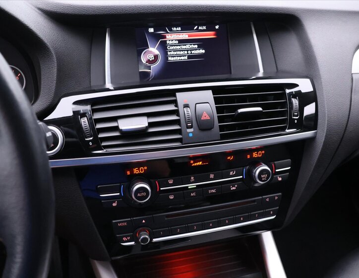 BMW X3 SUV 2,0 l 140 kw