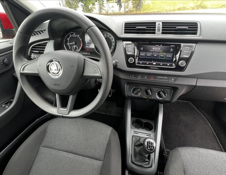 Škoda Fabia 23