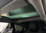 Tesla Model 3 Sedan 0,0 460 kw