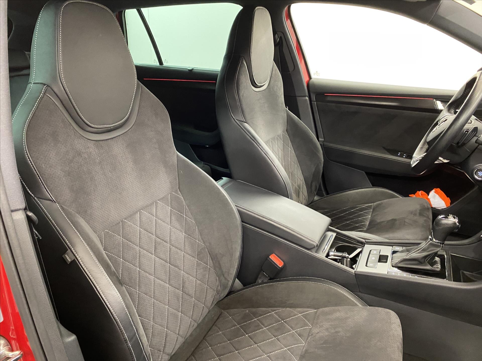 Škoda Superb Kombi 2,0 l 140 kw