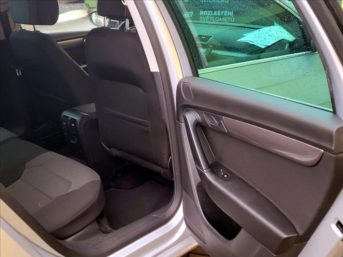 Volkswagen Passat Kombi 1,4 l 90 kw