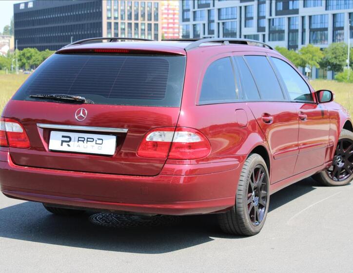 Mercedes-Benz Třídy E 2