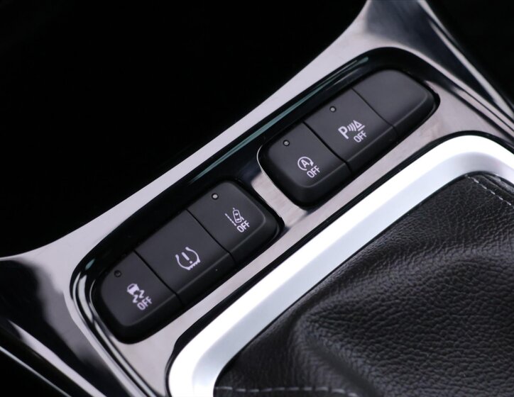 Opel Crossland Hatchback 1,2 l 81 kw