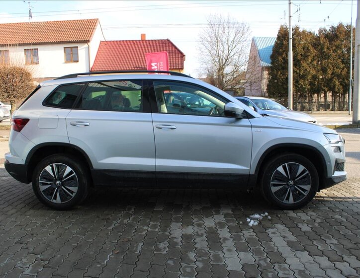 Škoda Karoq SUV / Terénní 2,0 l 85 kw