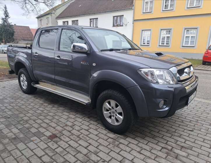 Toyota Hilux Pick-up 2,5 l 106 kw