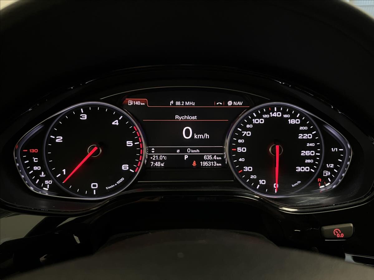 Audi A8 Sedan 3,0 l 190 kw