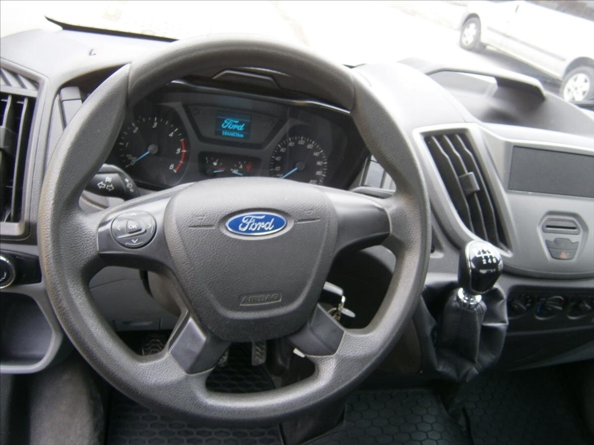 Ford Transit Valník 2,2 l 74 kw