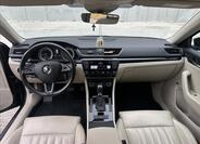 Škoda Superb 12