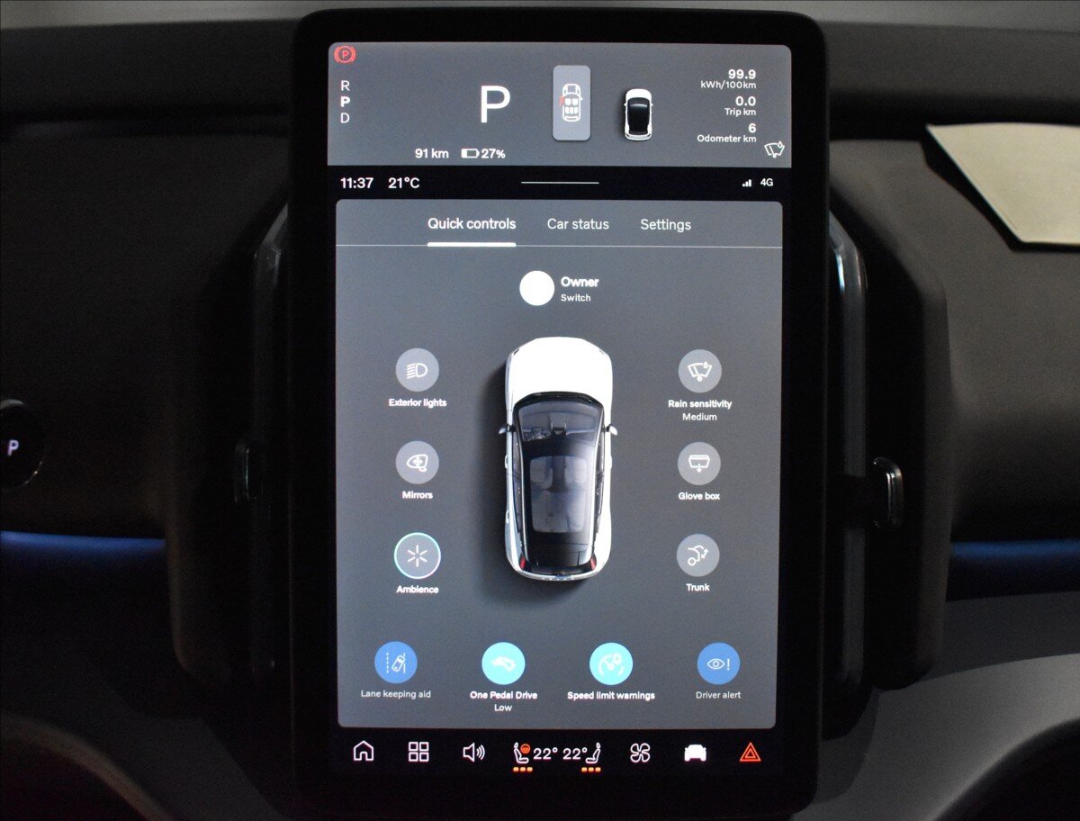 Volvo EX30 SUV / Terénní 0,0 315 kw