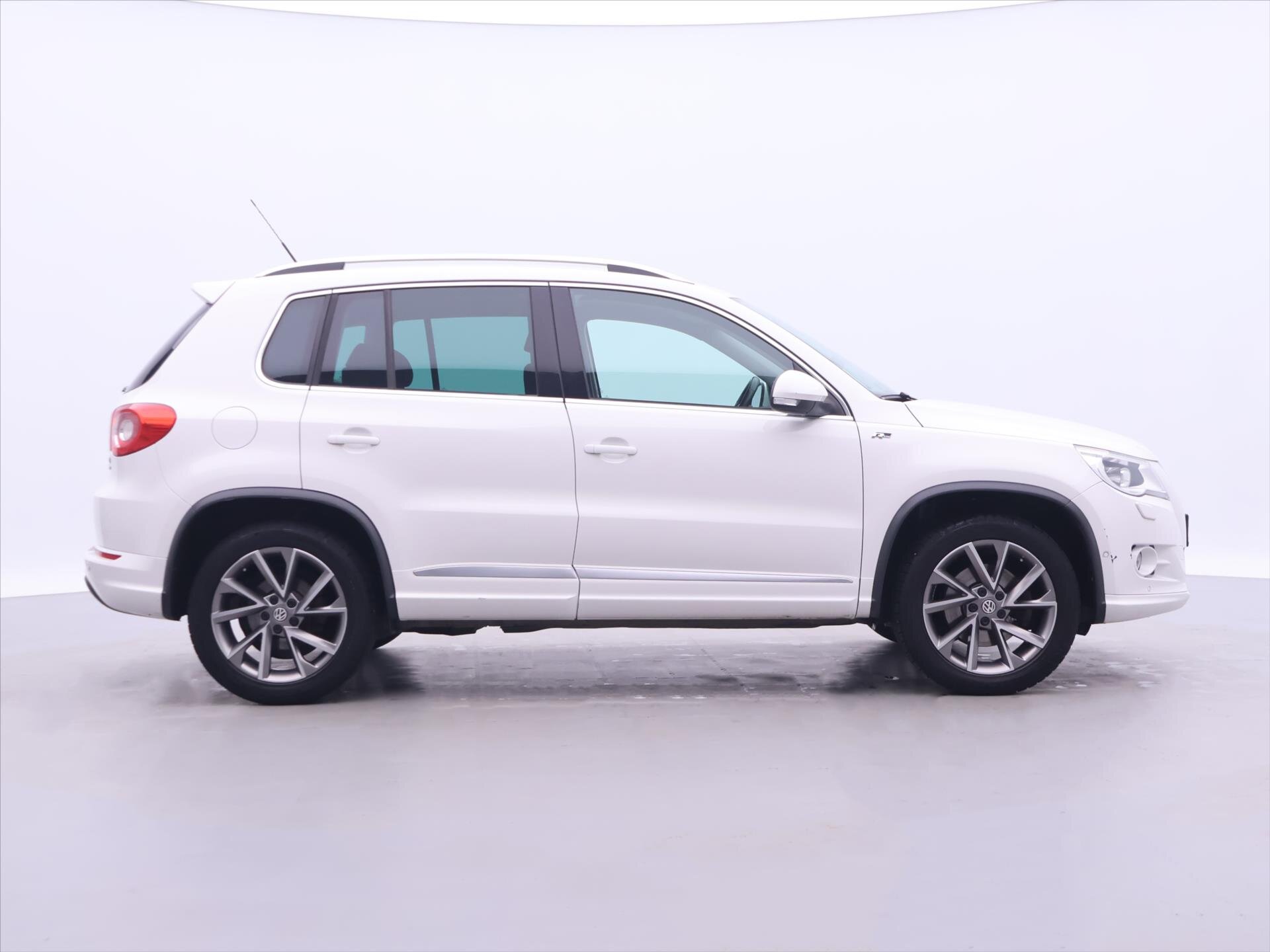 Volkswagen Tiguan SUV / Terénní 2,0 l 103 kw