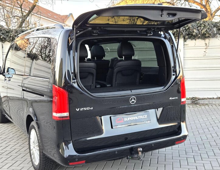 Mercedes-Benz Třídy V Kombi 2,1 l 140 kw