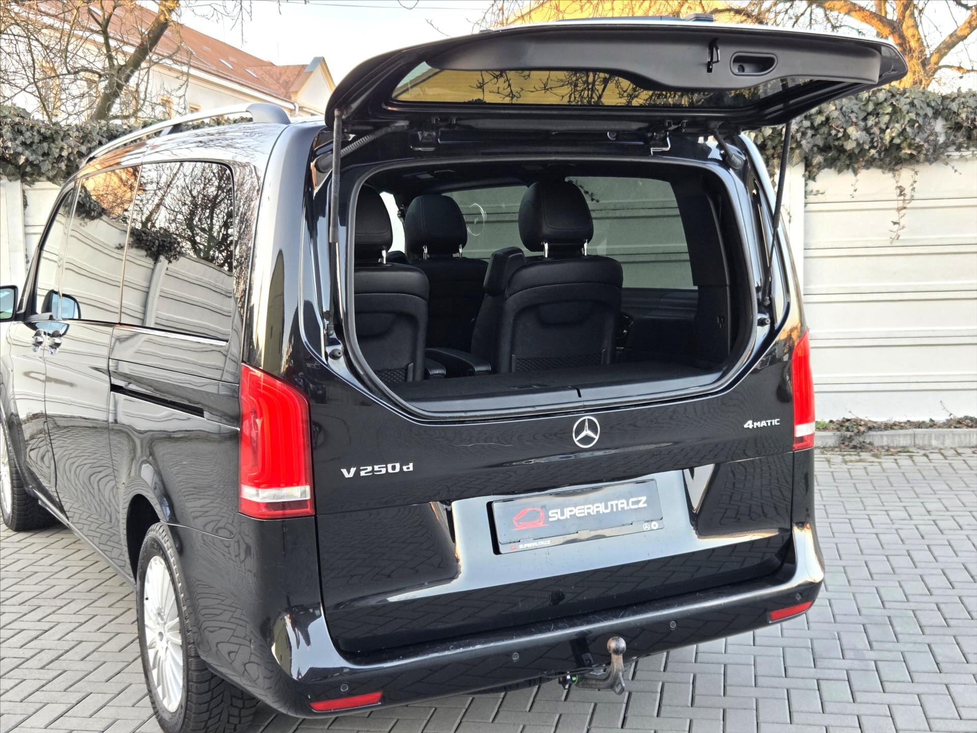 Mercedes-Benz Třídy V Kombi 2,1 l 140 kw