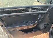 Volkswagen Touareg SUV 3,0 l 176 kw