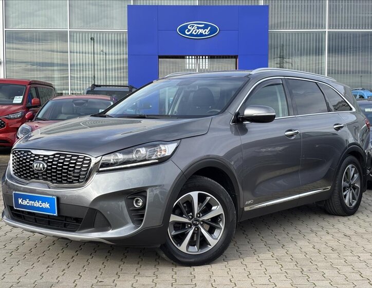KIA Sorento 1
